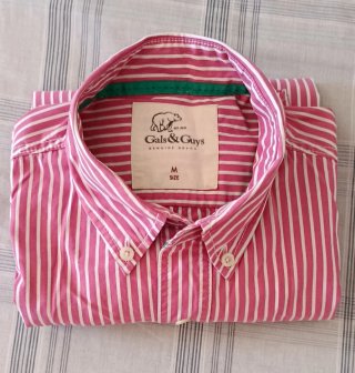 Camisa Gals & Guys Rayas Rojas Talla M
