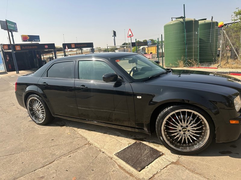 Chrysler 300 C 2009 - foto 1