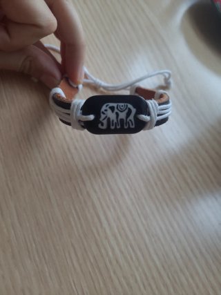 Pulsera de cuero con elefante