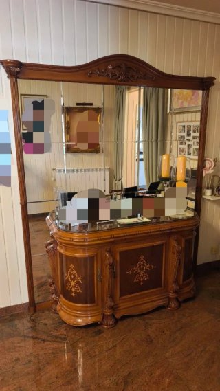 EXCEPCIONAL CONJUNTO DE MUEBLES DE ALTA CALIDAD