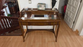EXCEPCIONAL CONJUNTO DE MUEBLES DE ALTA CALIDAD