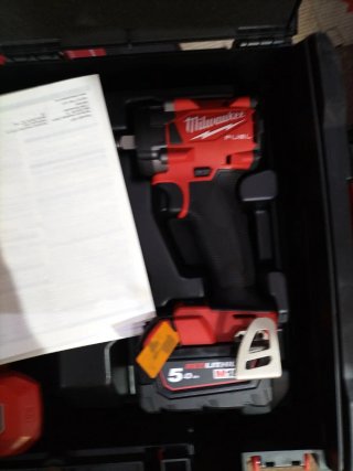 Pistola de impacto M18 FIW2F12 Milwaukee