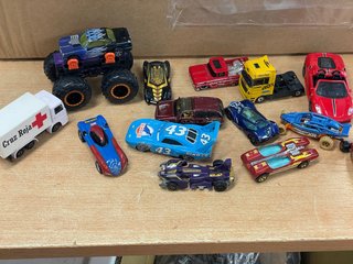 Lote de Coches de Juguete