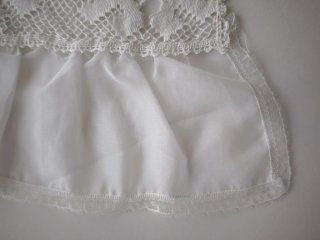 Lote Ajuar Vintage: Colcha Cama + Toquilla a Juego