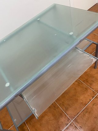 Mesa de escritorio cristal y metal