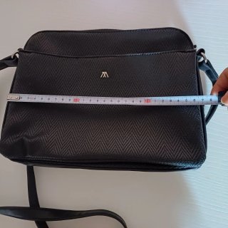 Bolso negro bandolera