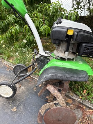 Motoazada Viking HB 585