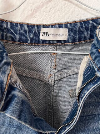 Pantalón vaquero del Zara azul oscuro