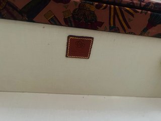 Valigia vintage con fantasia