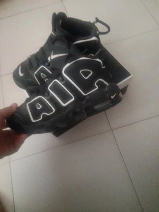 Zapatos Nike Air More Uptempo Negro Blanco