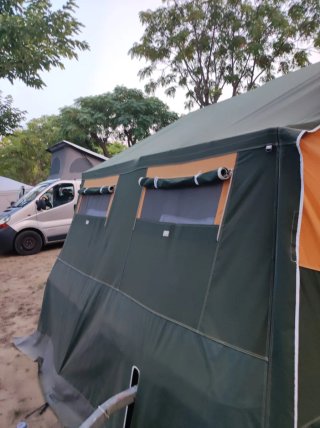 Tienda carro Comanche