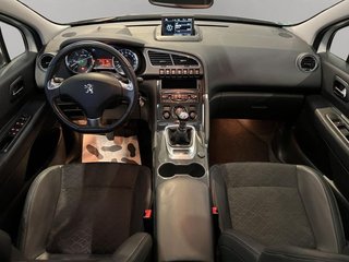 Peugeot 3008 Allure 1.6 BlueHDI 120 FAP