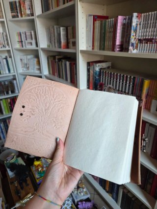 Taccuino in cuoio realizzato a mano