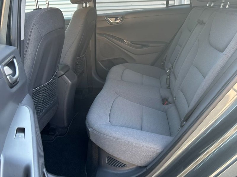 Hyundai Ioniq 2021, foto 22