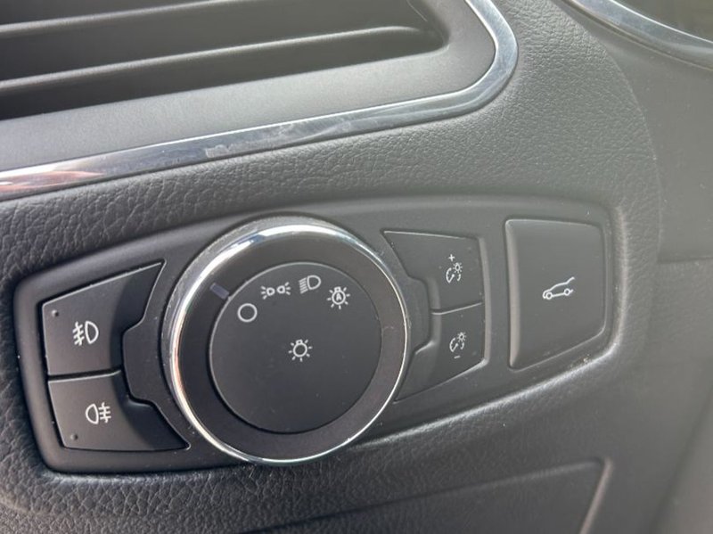 Ford S-Max 2019, foto 18