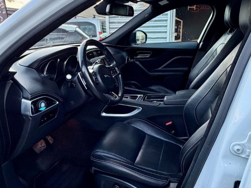 Jaguar F-Pace 2018, foto 17