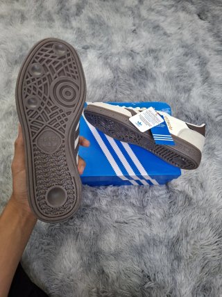 Adidas spezial