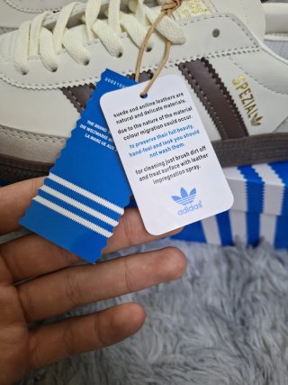 Adidas spezial