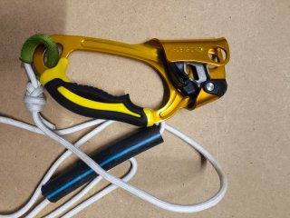 PUÑO ASCENSION PETZL