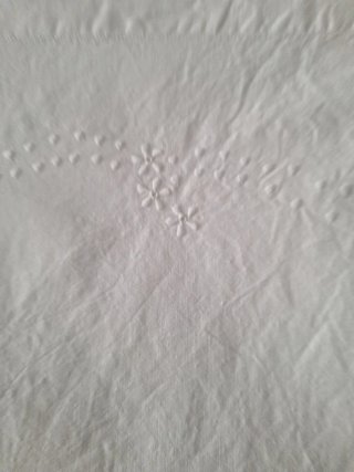Juego de sábanas y funda almohada bordada a mano