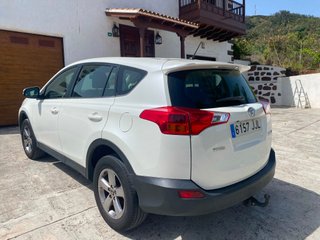 Toyota RAV4 2015