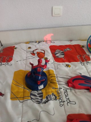 Spiderman Caza Villanos juguete interactivo