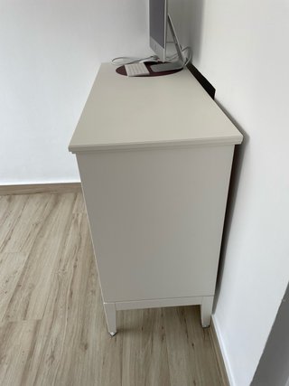 COMODA DE MADERA