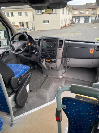 Furgoneta autobús