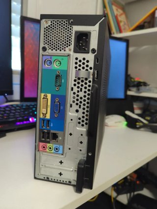 Acer Veriton X2640G 8GB RAM DDR4 1TB HDD i3-6100