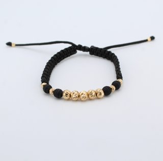 Pulsera bolas de oro de 18k. Peso: 3.41 gr.