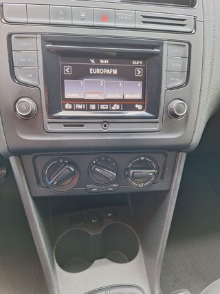 Volkswagen Polo 2015