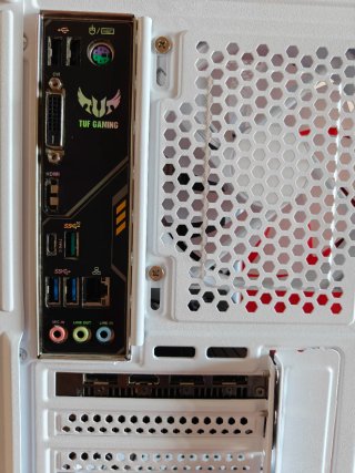 PC GAMING RX5700XT