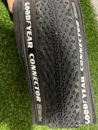 2x1 Cubierta Goodyear Connector Tubeless Ready