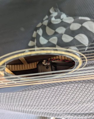 GUITARRA FENDER CN-140SCE CON FUNDA