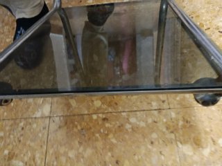 Mesita auxiliar cristal y metal