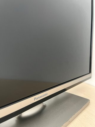 Smart TV Panasonic 24 HD TX-24FS350E + Mando