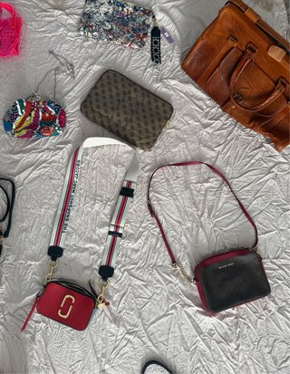 Borse Michael Kors, Zara, ecc.