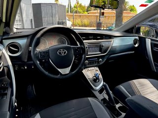 Toyota Auris 2013