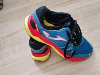 Zapatrillas trail Joma