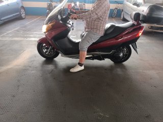 Suzuki AN 400 Burgman Granate Burdeos