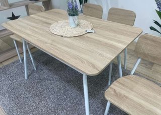 Mesa de comedor madera con sillas