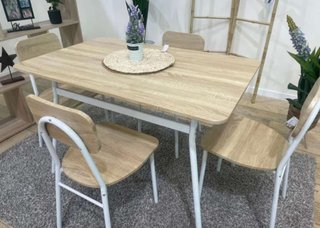 Mesa de comedor madera con sillas