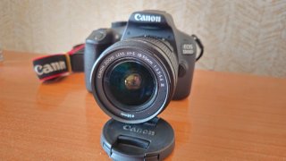 Cámara reflex canon 1300D kit 18-55