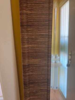 Espejo grande vestidor imitación madera y cristal.