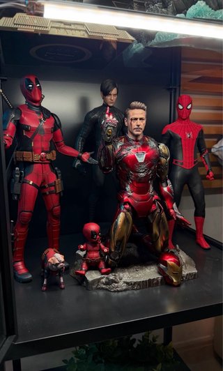 Pack Figuras Hot Toys Marvel