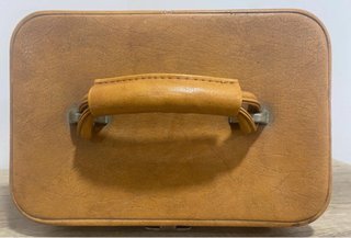 Maleta necessaire em pele