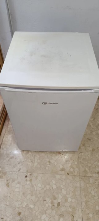 Congelador vertical Bauknecht