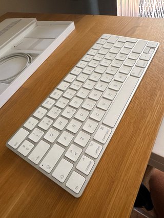 Teclado Apple Magic keyboard y raton Ver descripci