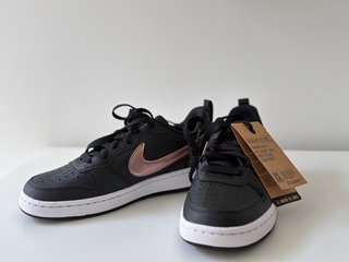 Zapatillas Nike Mujer Negro/Dorado