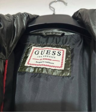 Cazadora Guess 2 en 1 Roja y Verde